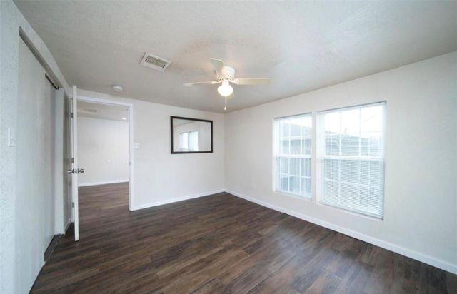 12115 Segrest A Drive, Houston, TX 77047