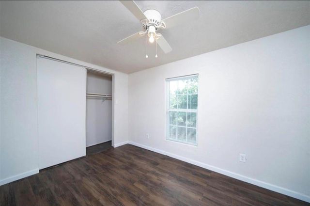12115 Segrest A Drive, Houston, TX 77047