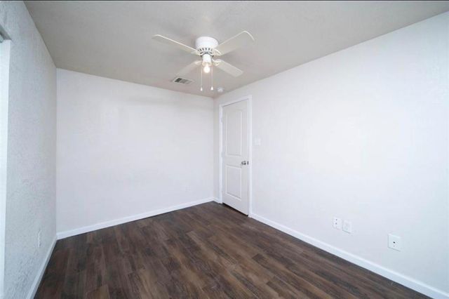 12115 Segrest A Drive, Houston, TX 77047