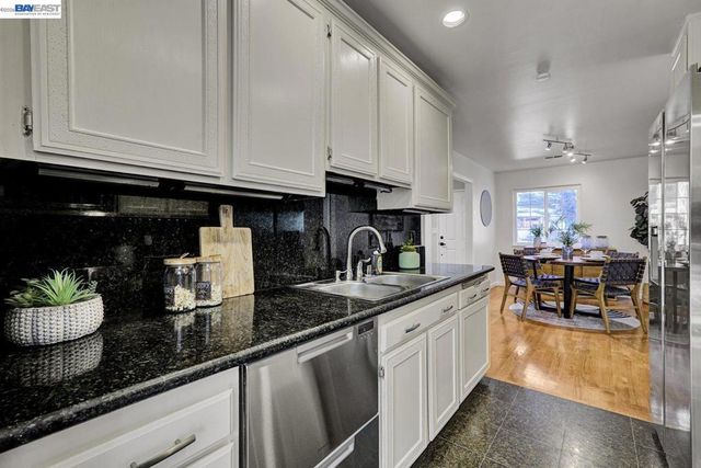 2620 2620 Shady Draw, Pinole, CA 94564