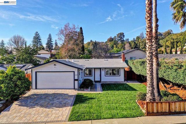 2620 2620 Shady Draw, Pinole, CA 94564