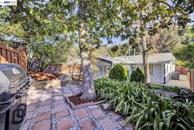 2620 2620 Shady Draw, Pinole, CA 94564