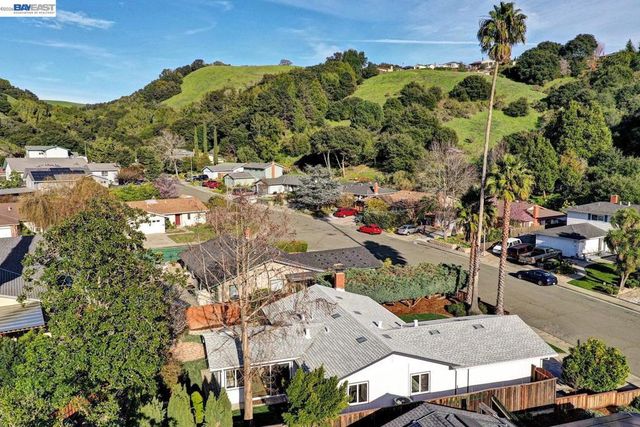 2620 2620 Shady Draw, Pinole, CA 94564