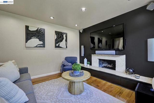 2620 2620 Shady Draw, Pinole, CA 94564