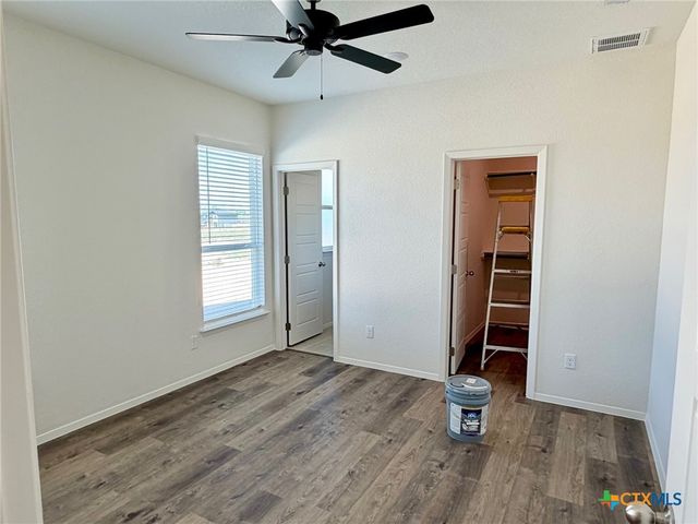 1607 Crooked River Court, Temple, TX 76502