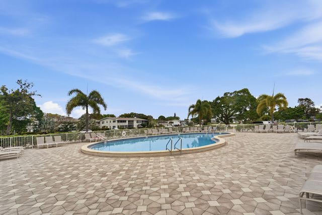 80 Harwood H, Deerfield Beach, FL 33442