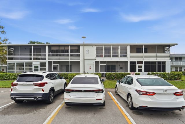 80 Harwood H, Deerfield Beach, FL 33442