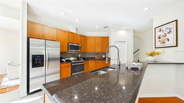 2215 CLARINE WAY N, Dunedin, FL 34698