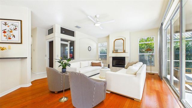 2215 CLARINE WAY N, Dunedin, FL 34698