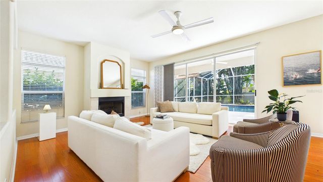 2215 CLARINE WAY N, Dunedin, FL 34698