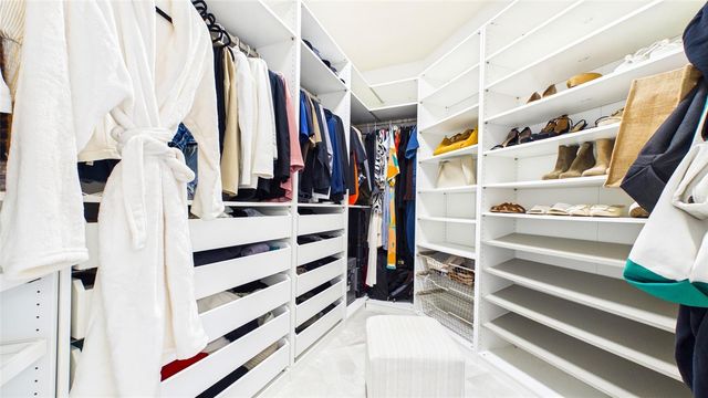 2215 CLARINE WAY N, Dunedin, FL 34698