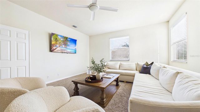 2215 CLARINE WAY N, Dunedin, FL 34698