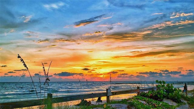 2215 CLARINE WAY N, Dunedin, FL 34698