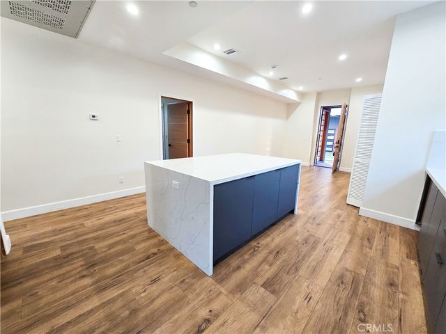 1816 3 S Hauser Boulevard, Los Angeles, CA 90019