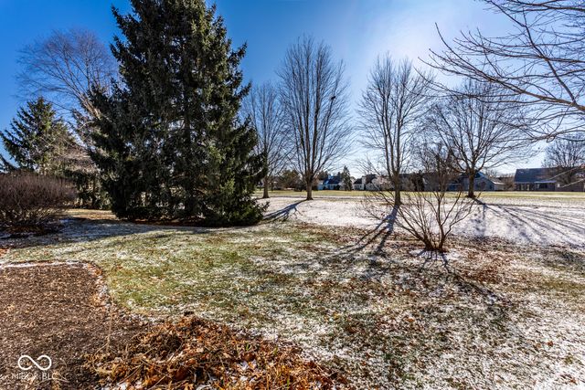 7191 Pymbroke Circle, Fishers, IN 46038