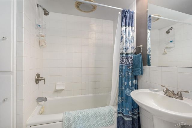 1911 15th Street, Bay City, MI 48708