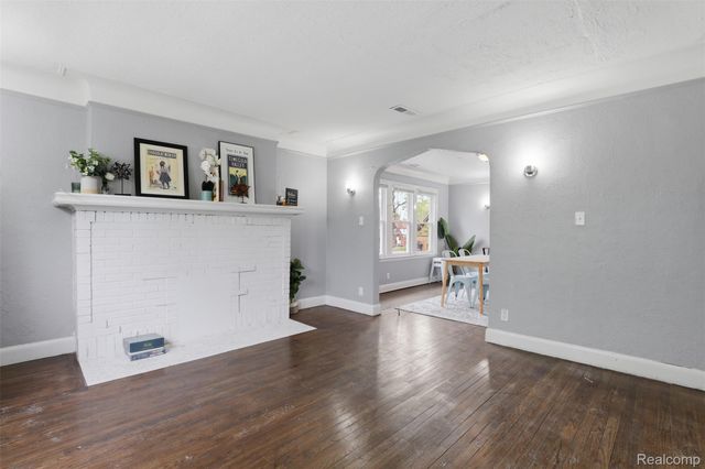 4400 Buckingham Avenue, Detroit, MI 48224