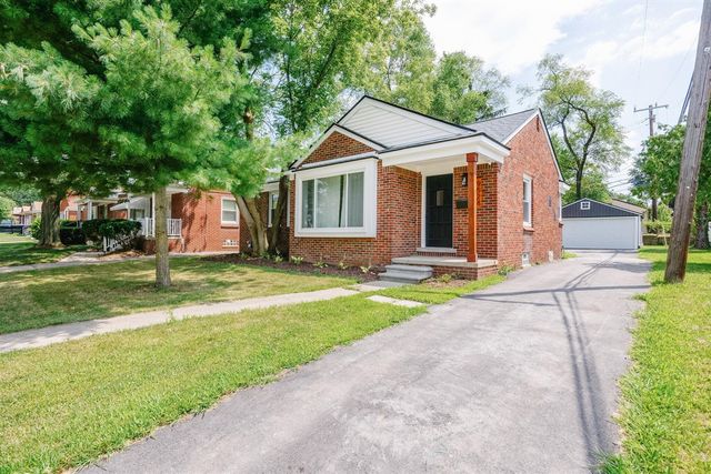 9528 Grayfield Avenue, Redford, MI 48239