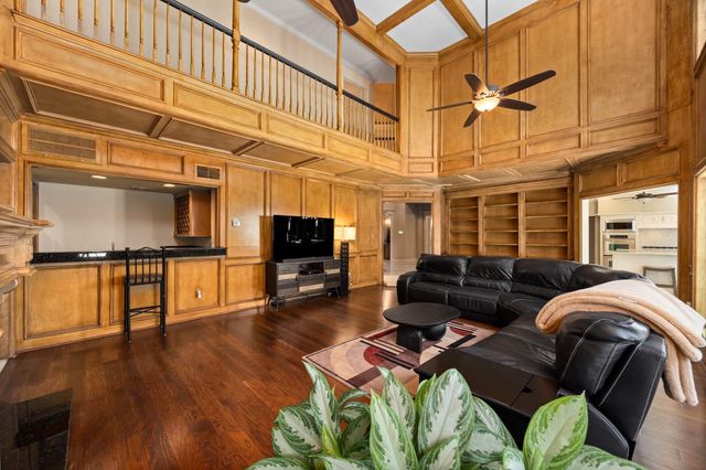 8807 Chelmsford Lane, Spring, TX 77379