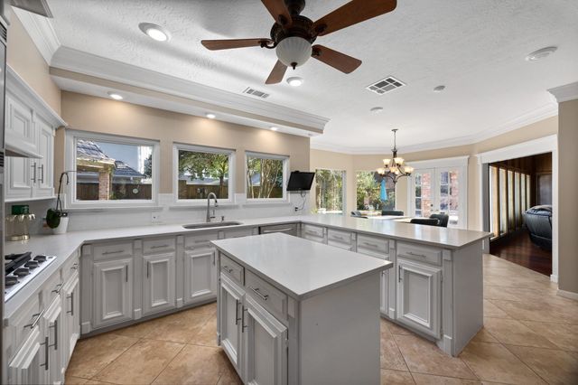 8807 Chelmsford Lane, Spring, TX 77379