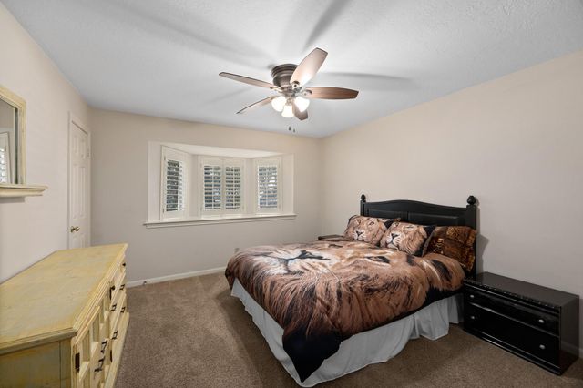 8807 Chelmsford Lane, Spring, TX 77379