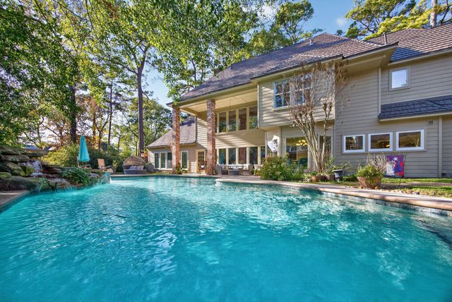 8807 Chelmsford Lane, Spring, TX 77379