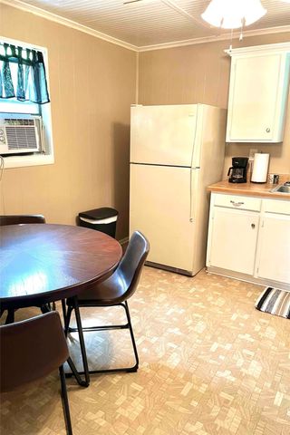 116 E Locust Street, Collinsville, TX 76233