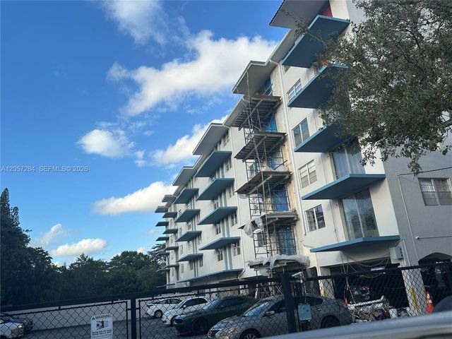 12590 NE 16th Ave 509, North Miami, FL 33161
