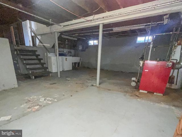 11 FOUNTAIN CT, Wilmington, DE 19808