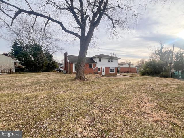 11 FOUNTAIN CT, Wilmington, DE 19808