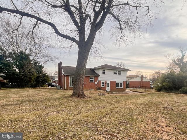 11 FOUNTAIN CT, Wilmington, DE 19808