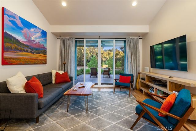 1989 Paradise Meadow, Templeton, CA 93465