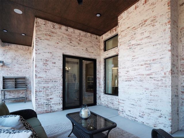 9117 SW 90th Street, Mustang, OK 73064