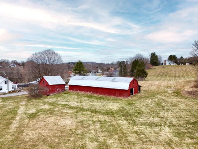 2 River Road, Fairfax, VT 05454
