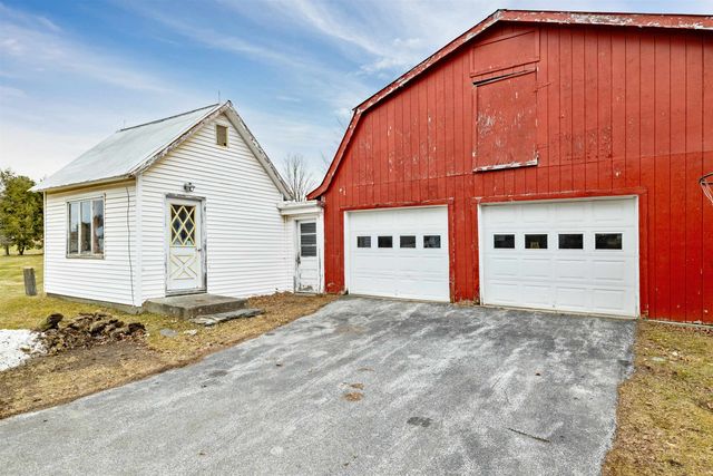 2 River Road, Fairfax, VT 05454