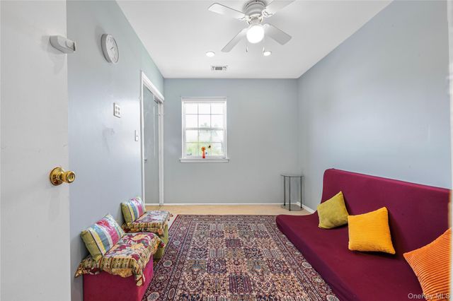 39 Elm Street, Central Islip, NY 11722