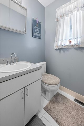 39 Elm Street, Central Islip, NY 11722