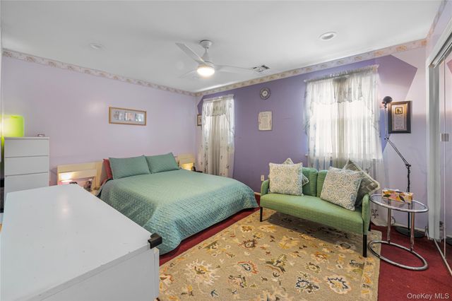 39 Elm Street, Central Islip, NY 11722