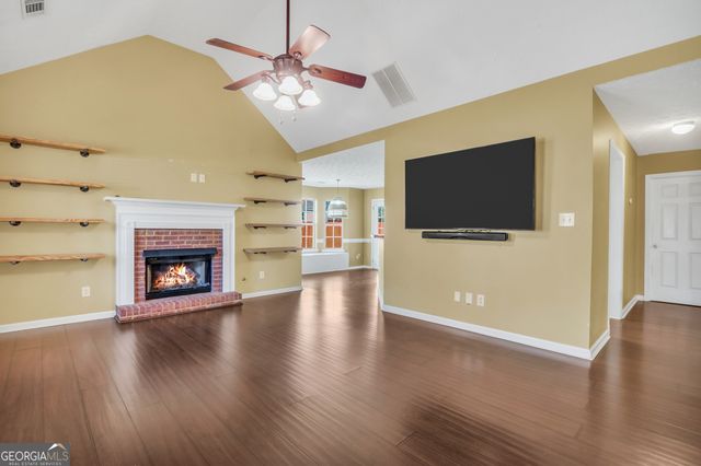 206 Pebble Creek Drive, Mcdonough, GA 30253