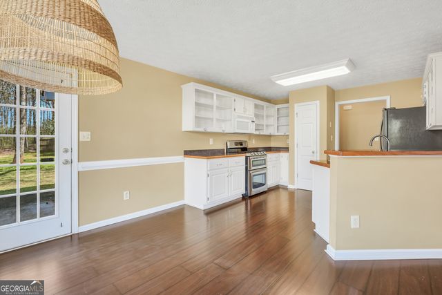 206 Pebble Creek Drive, Mcdonough, GA 30253