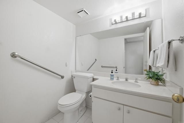 1465 Genoa Drive, Vista, CA 92081