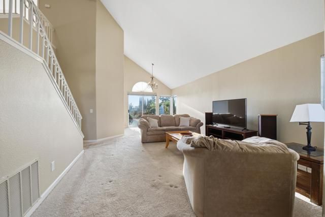 1465 Genoa Drive, Vista, CA 92081