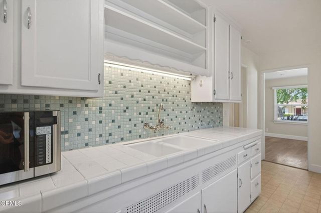80 S Seaward Avenue, Ventura, CA 93003