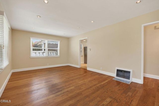 80 S Seaward Avenue, Ventura, CA 93003