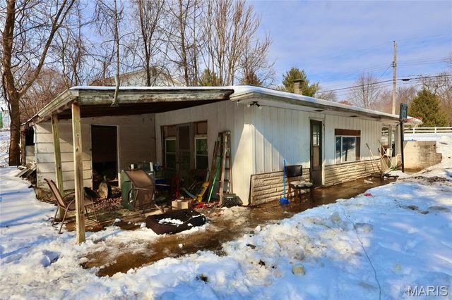 9310 Richfield Road, Fairview Heights, IL 62208