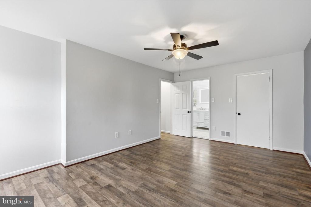 Image 16 of property listing at 1001 ARCHERY DR, Fort Washington, MD 20744