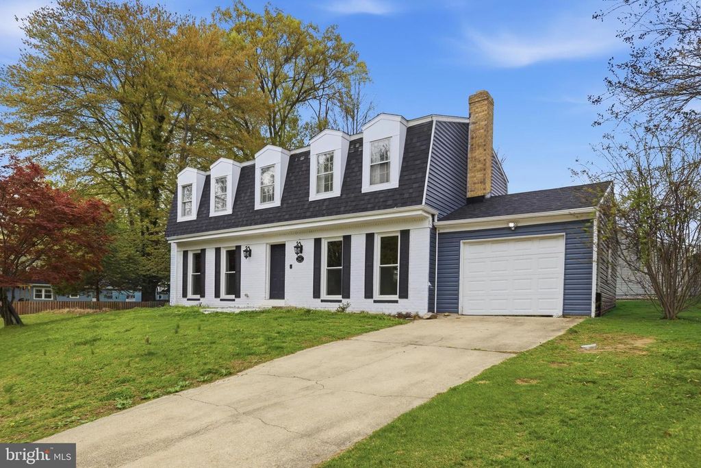 Image 2 of property listing at 1001 ARCHERY DR, Fort Washington, MD 20744