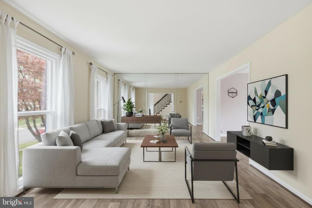 Image 5 of property listing at 1001 ARCHERY DR, Fort Washington, MD 20744