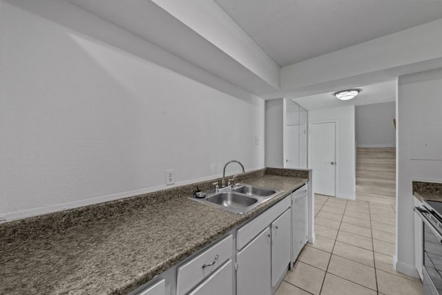 1815 E Grauwyler Road 155, Irving, TX 75061