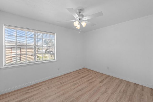 1815 E Grauwyler Road 155, Irving, TX 75061